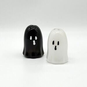 ONE HUNDRED 80 DEGREES Ghost Salt Pepper Shakers Black White Halloween Spooky